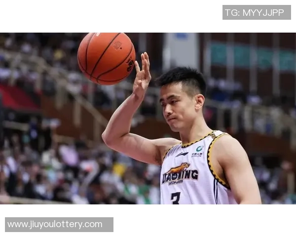 辽宁队全力备战G3赵继伟手腕受伤张镇麟加强三分训练杨鸣誓言背水一战